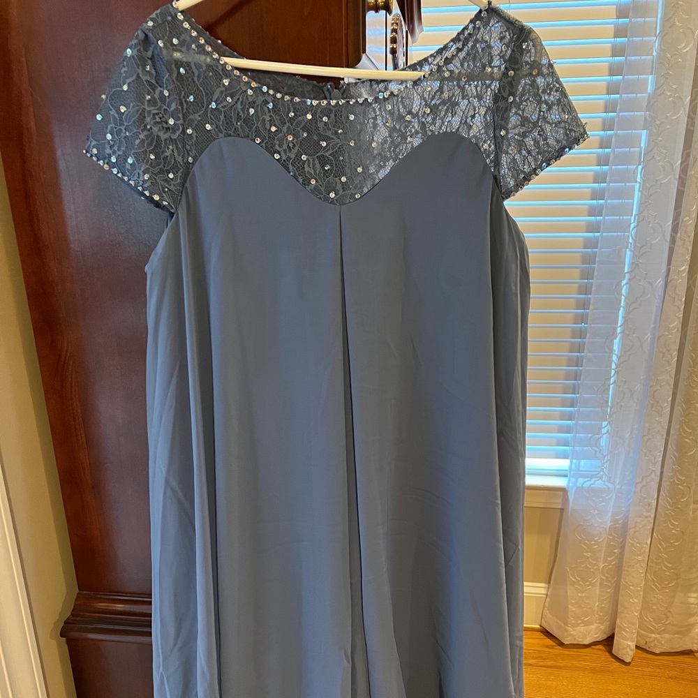 Women’s Midi Dress